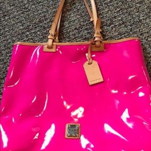 Dooney & Bourke bag